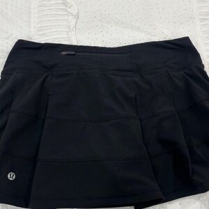 Lululemon black skirt